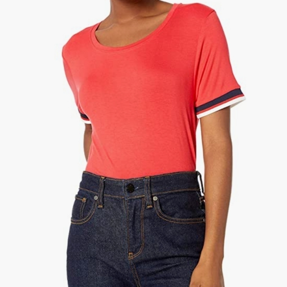 Tresics Juniors Red Tee Rayon Blend